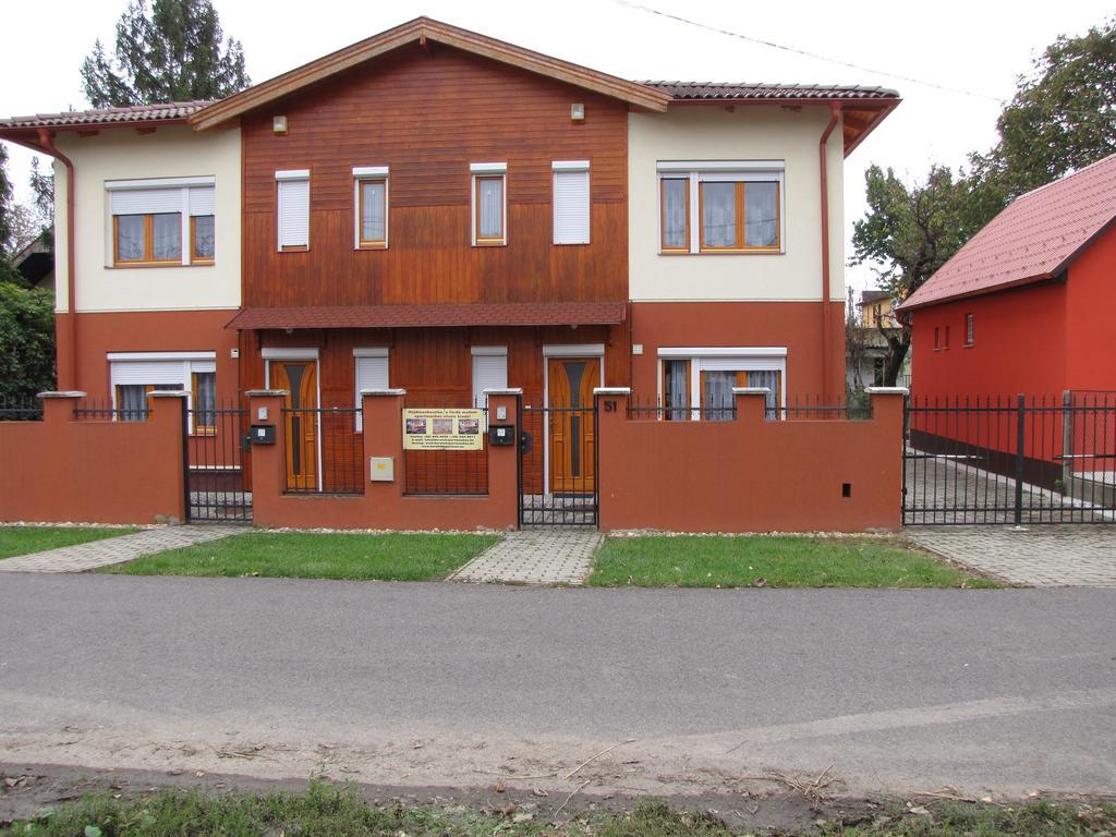 Zoli Apartmanok-Brody 51-53 Hajdúszoboszló Εξωτερικό φωτογραφία
