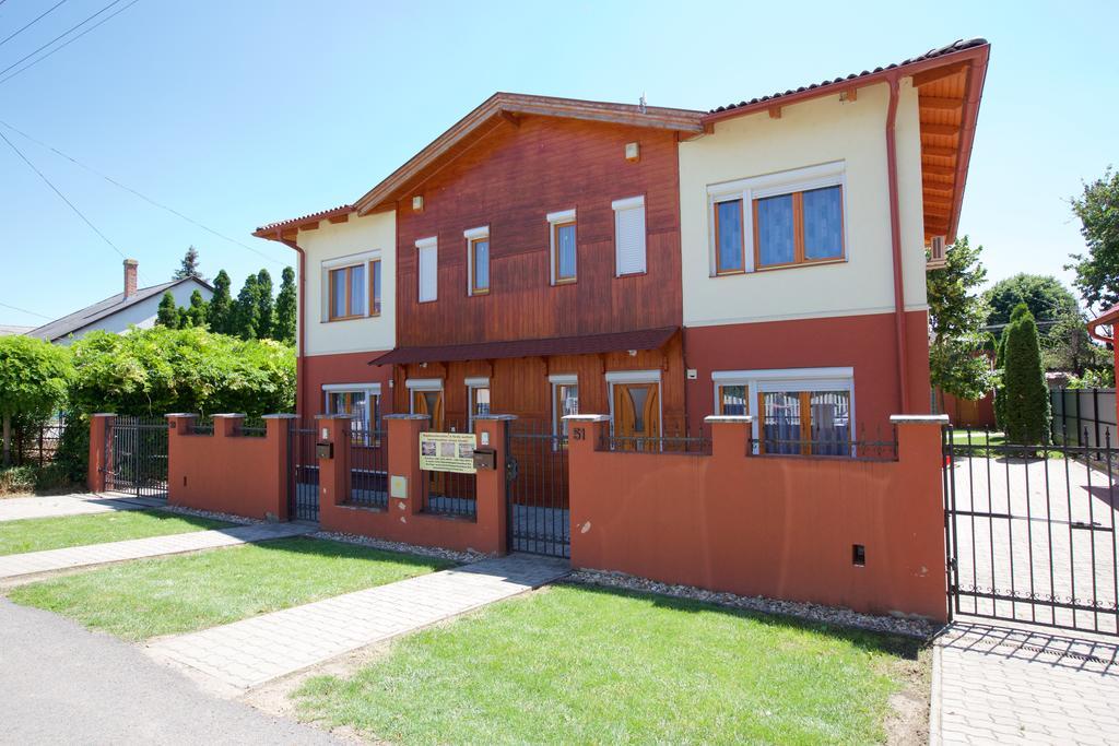 Zoli Apartmanok-Brody 51-53 Hajdúszoboszló Εξωτερικό φωτογραφία
