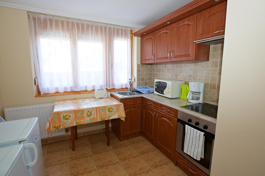 Zoli Apartmanok-Brody 51-53 Hajdúszoboszló Εξωτερικό φωτογραφία
